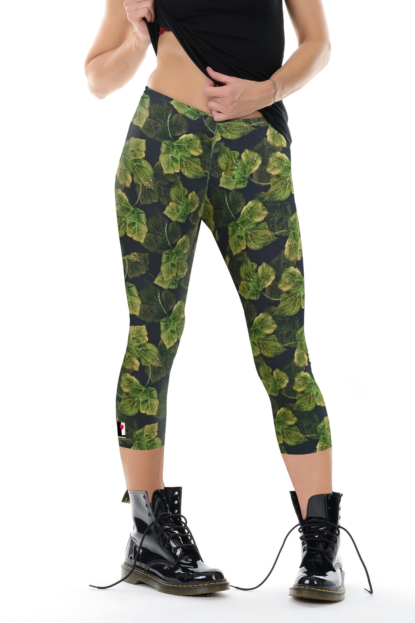 Capri leggings leaf magic