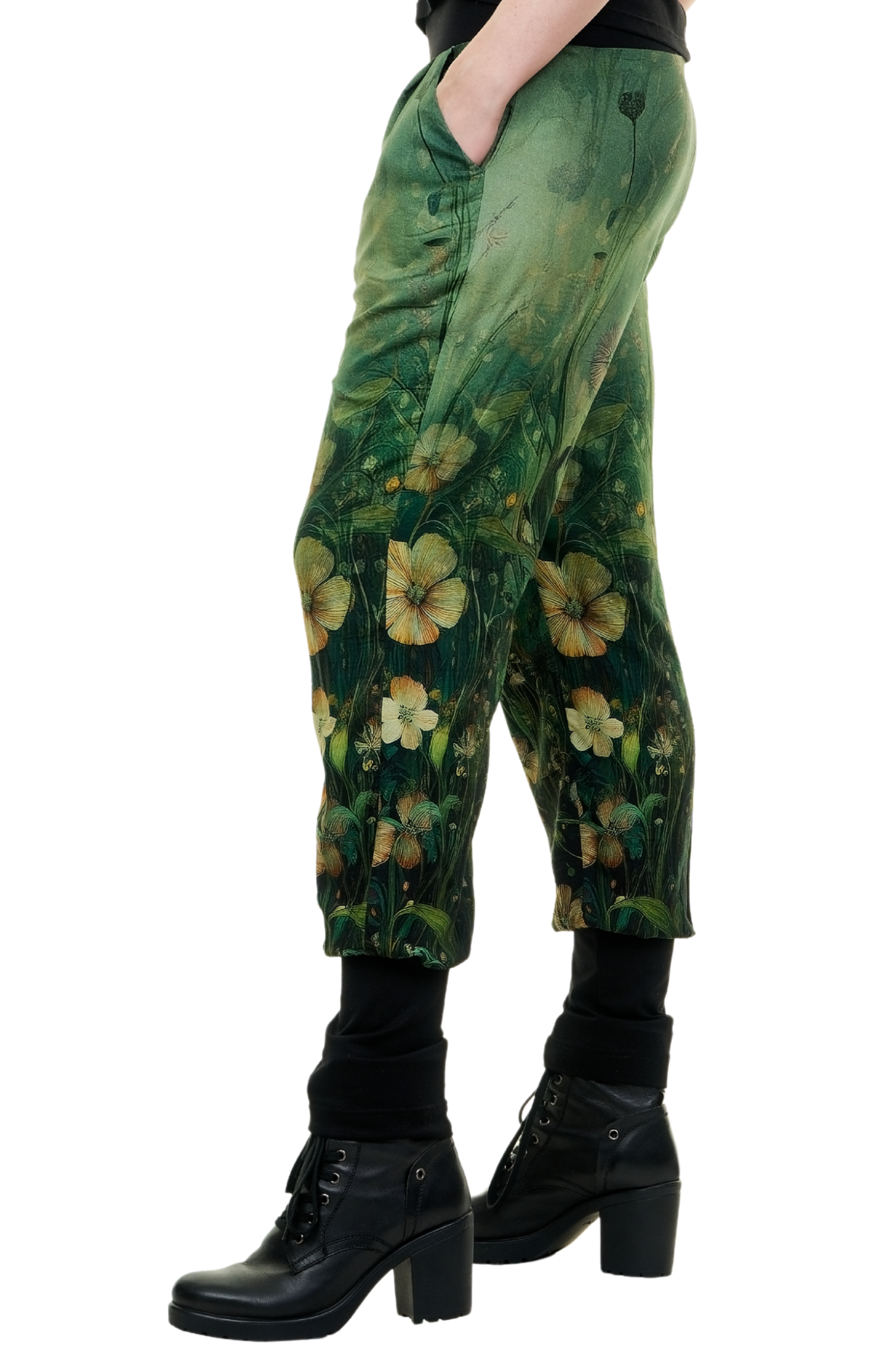 Blumenhose-sommerhose-Blusenstoff-flower.png