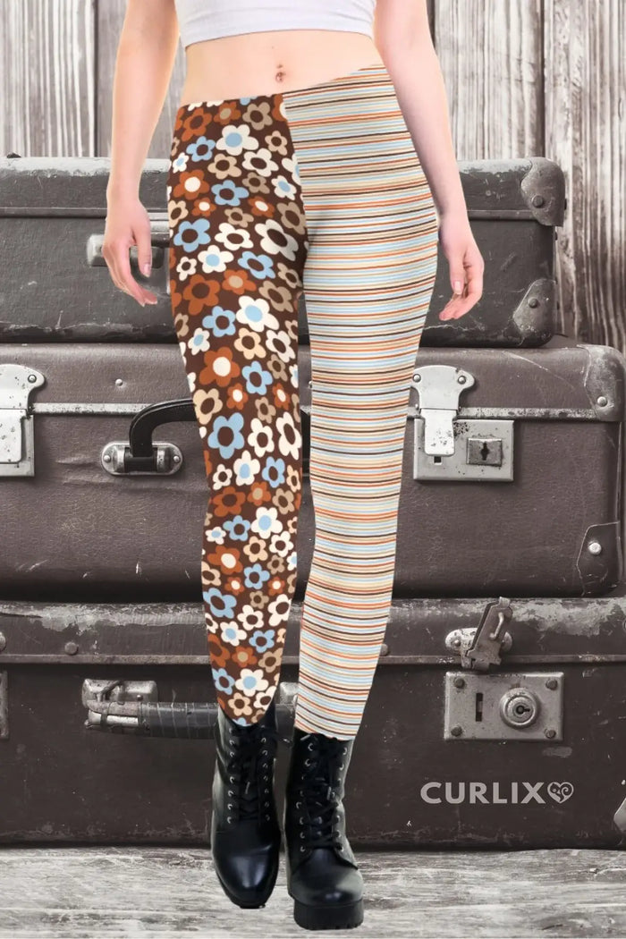 Frau trägt nachhaltige Leggings mit Retro-Blumen und Streifenmuster, vor Vintage-Koffern