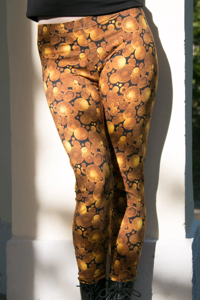 Bunte Leggings mit Jugendstil Muster in Braun und Gelb, aus Baumwolle, nachhaltig gefertigt