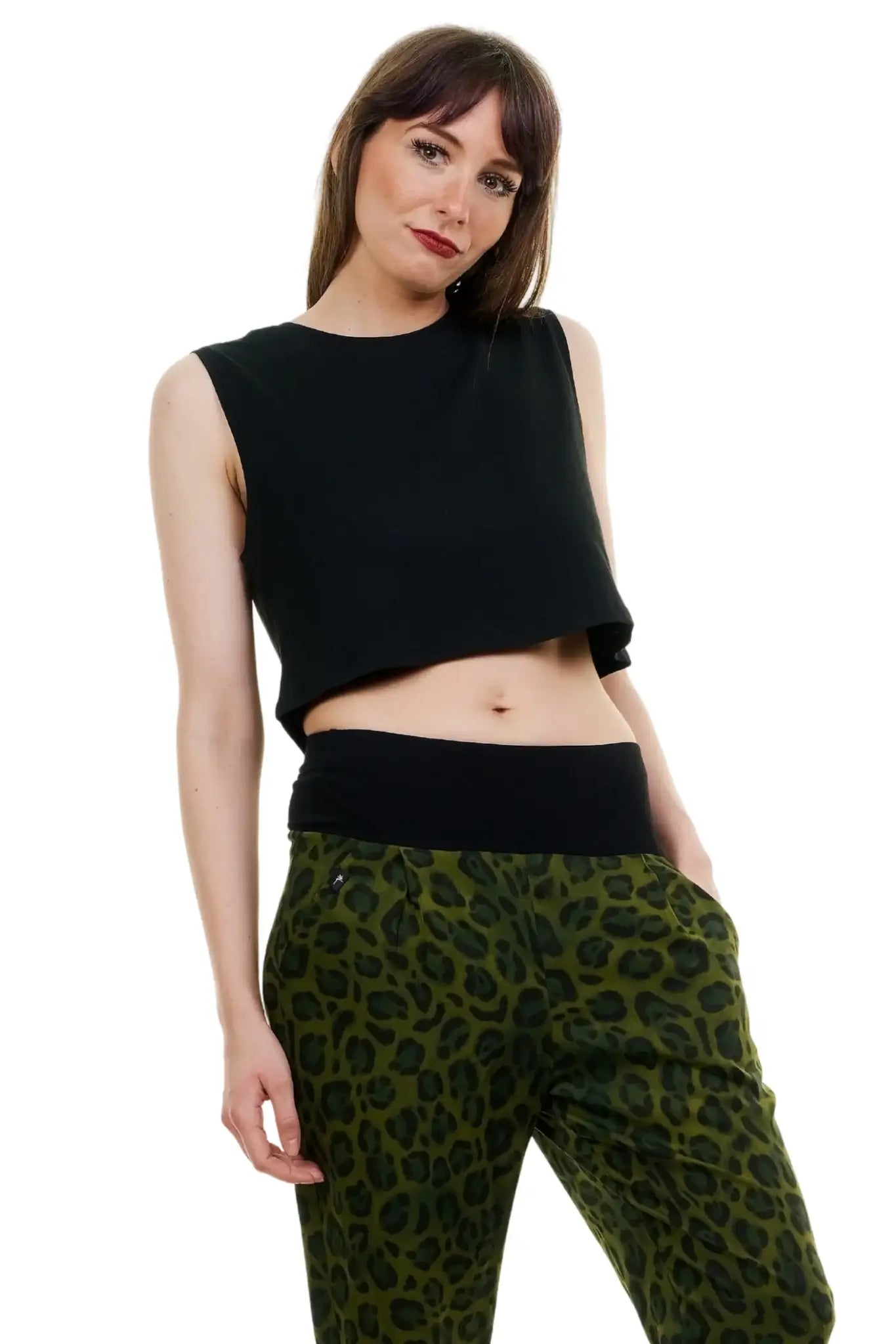 sommerhose leo animal print aus blusenstoff mit taschen