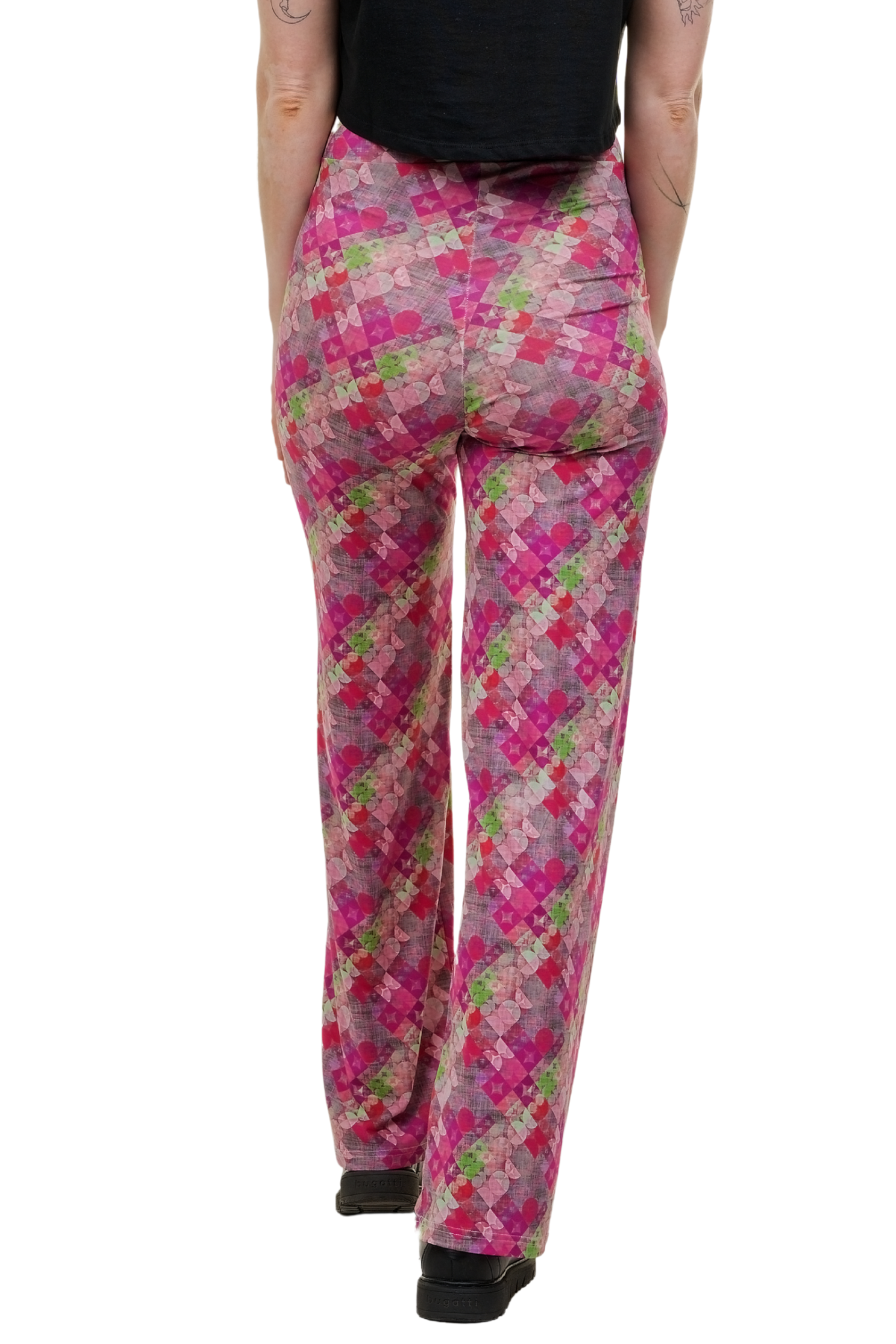pink-in-berlin-vintage-vibe-hose-weit-damen.png